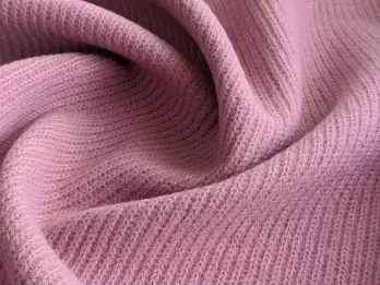 Ткани для шарфов — какому материалу отдать предпочтение?