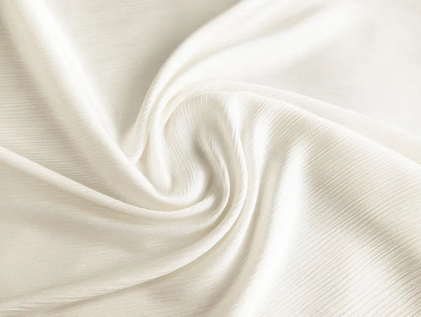 Сатин с блеском жатка, сливочный (отрез 1,1 м) - фото 1 - интернет-магазин tkani-atlas.com.ua