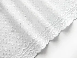 Прошва з двостороннім купоном маленька квіточка, білий - інтернет-магазин tkani-atlas.com.ua