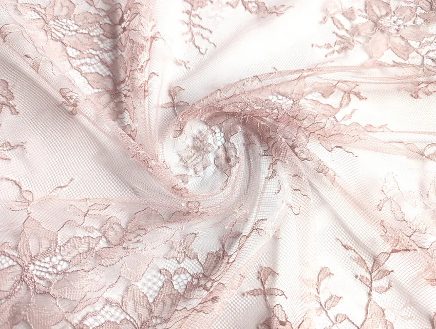 Гіпюр нейлон квіткова мрія, чайна троянда (відріз 2,2 м) - фото 1 - інтернет-магазин tkani-atlas.com.ua