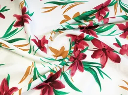 Штапель шелковистый цветочный вальс, молочный (отрез 1,7 м) - интернет-магазин tkani-atlas.com.ua