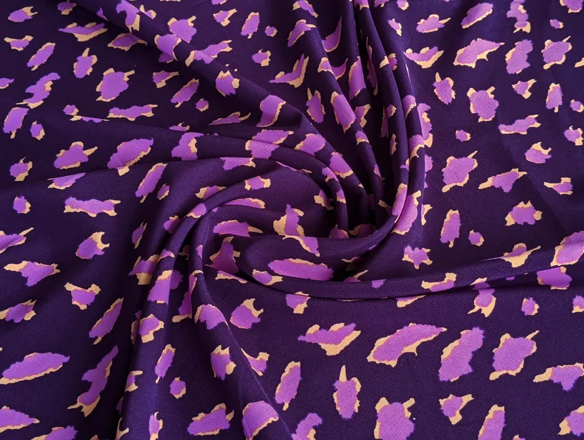 Софт принт леопард, баклажановый (отрез 1,6 м) - фото 1 - интернет-магазин tkani-atlas.com.ua