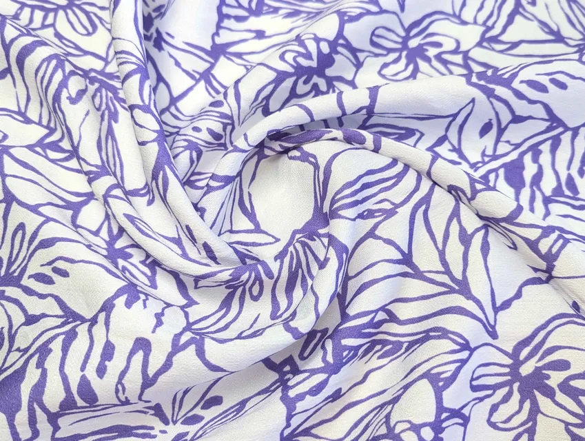 Льон бохо рисунок цветочная абстракция, сиреневый на молочном - фото 1 - интернет-магазин tkani-atlas.com.ua