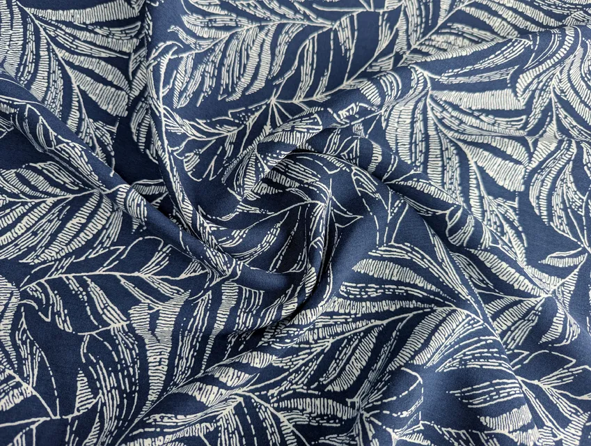 Штапель шовковистий листяний дует, темно-синій (відріз 0,6 м) - фото 1 - інтернет-магазин tkani-atlas.com.ua