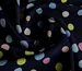 Американський креп малюнок різнокольорові горошки, темно-синій (відріз 0,7 м) - фото 2 - інтернет-магазин tkani-atlas.com.ua