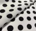 Французская вискоза софт горох 12 мм, черный на молочном - фото 1 - интернет-магазин tkani-atlas.com.ua