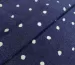 Штапель нерівномірні горошки, білий на темно-синьому - фото 1 - інтернет-магазин tkani-atlas.com.ua