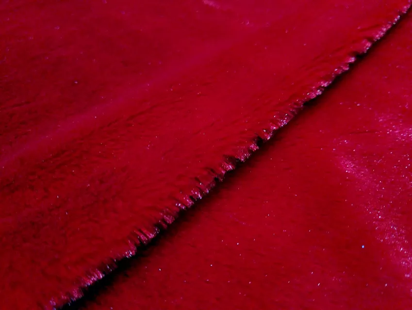 Мех однотонный облегченный, красный - фото 1 - интернет-магазин tkani-atlas.com.ua