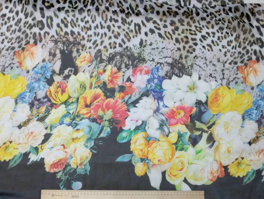 Шифон цветочный купон с леопардом, коричневый - фото 1 - интернет-магазин tkani-atlas.com.ua