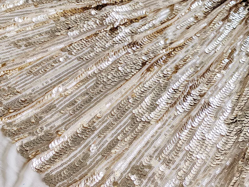 Паєтка на сітці мушля, бежевий - фото 1 - інтернет-магазин tkani-atlas.com.ua