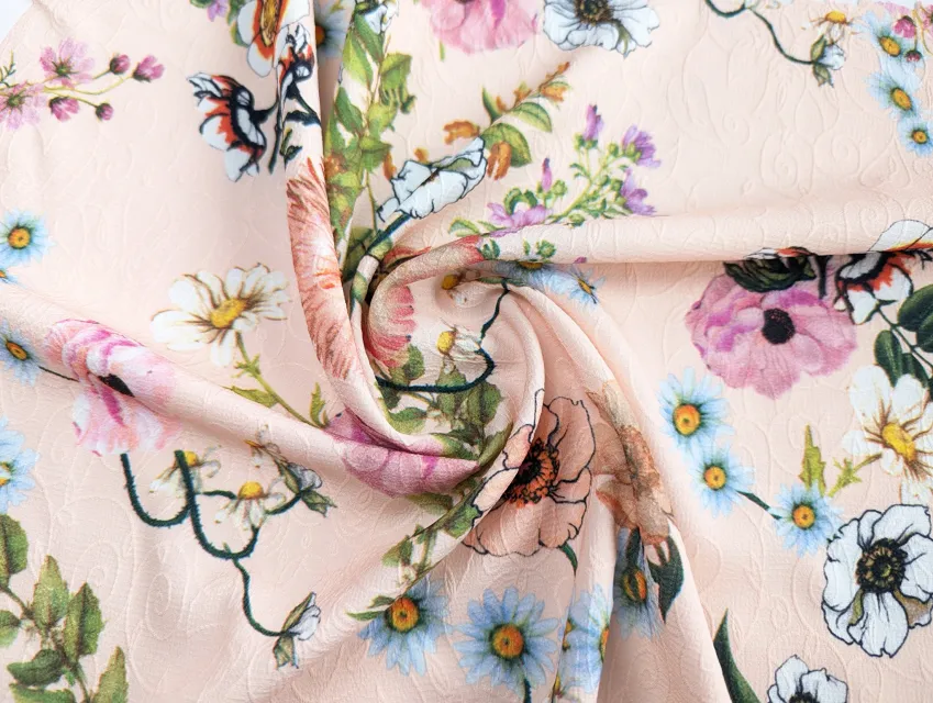 Жаккард креповый нарядный цветочная сказка, пудра - фото 1 - интернет-магазин tkani-atlas.com.ua