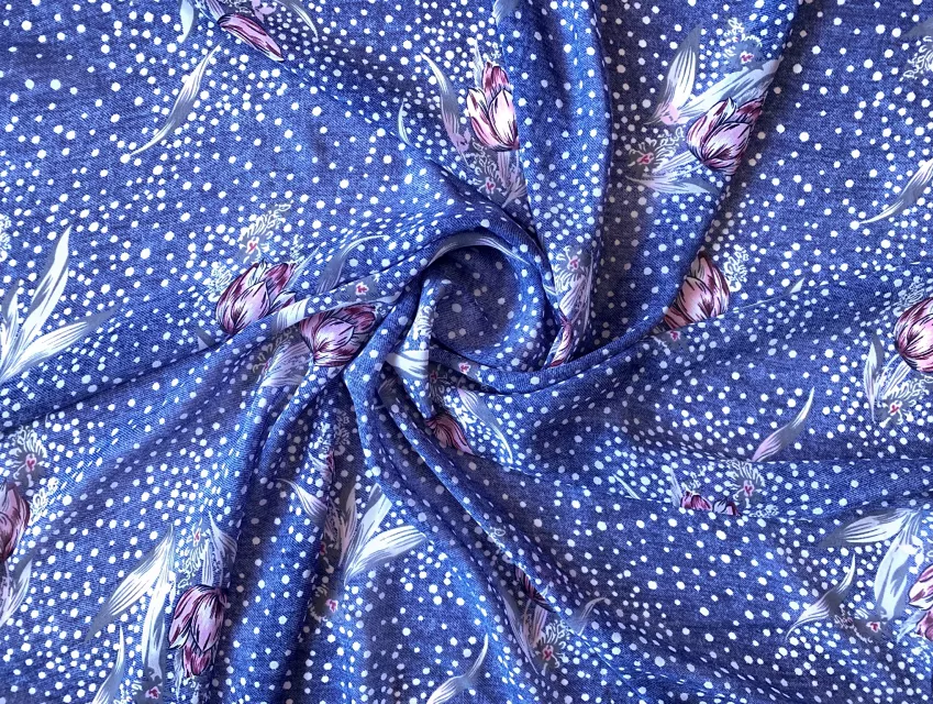 Шифон мелкий горошек с цветами, джинсовый синий - фото 1 - интернет-магазин tkani-atlas.com.ua
