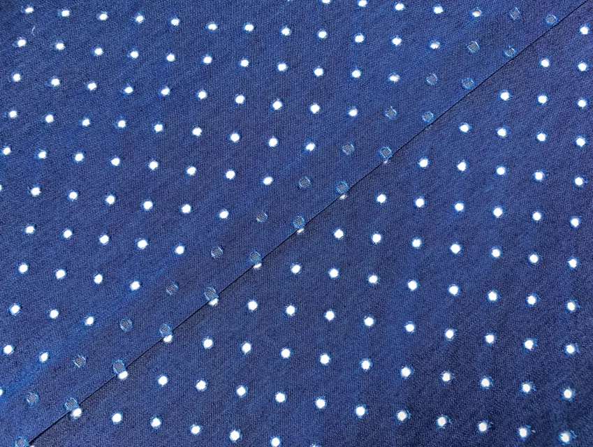 Джинс пефорация, темно-синий - фото 1 - интернет-магазин tkani-atlas.com.ua