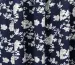 Креп бабл шифон квіткове плетіння, темно-синій - фото 3 - інтернет-магазин tkani-atlas.com.ua