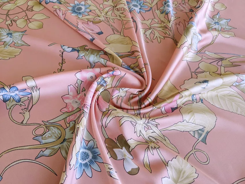Шовк сатин квіткова композиція, пудра - фото 1 - інтернет-магазин tkani-atlas.com.ua