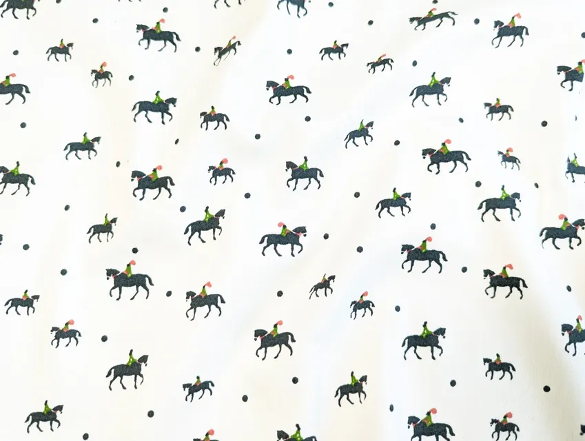 Стрейч котон малюнок коні, молочний - фото 1 - інтернет-магазин tkani-atlas.com.ua