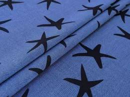 Джинсовая костюмка морские звезды, черный на джинсовом - интернет-магазин tkani-atlas.com.ua
