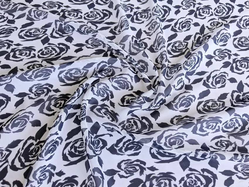 Шифон цветы и полосы, синие на белом - фото 1 - интернет-магазин tkani-atlas.com.ua
