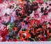 Атлас стрейчевый цветочная акварель, красно-розовый - фото 2 - интернет-магазин tkani-atlas.com.ua