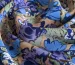 Креп шовковий квіти, блакитні на бежевому - фото 2 - інтернет-магазин tkani-atlas.com.ua