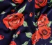 Креп шовковий троянди, темно-синій - фото 3 - інтернет-магазин tkani-atlas.com.ua