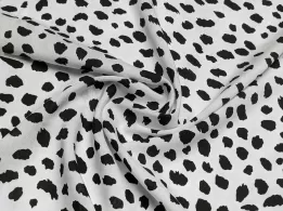 Штапель шелковистый леопард, черный на белом - интернет-магазин tkani-atlas.com.ua