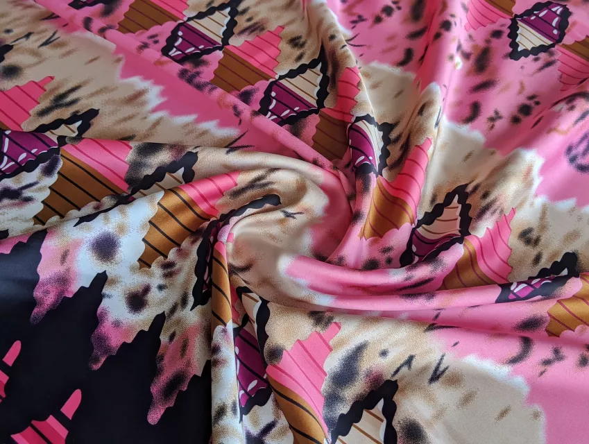 Атлас сатин геометрична мозаїка, рожево-бежевий - фото 1 - інтернет-магазин tkani-atlas.com.ua