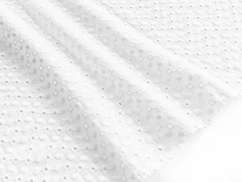 Прошва квіткова геометрія, білий - фото 1 - інтернет-магазин tkani-atlas.com.ua