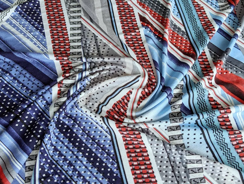 Трикотаж вискозный геометрическая абстракция, голубой - фото 1 - интернет-магазин tkani-atlas.com.ua