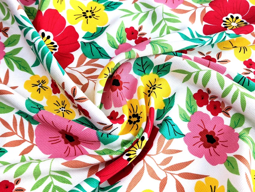 Штапель Бельмондо яскраві квіти, молочний - фото 1 - інтернет-магазин tkani-atlas.com.ua