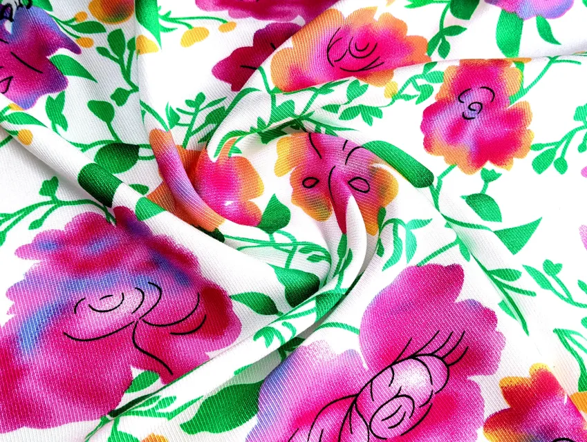 Штапель Бельмондо весенняя сказка, молочный - фото 1 - интернет-магазин tkani-atlas.com.ua