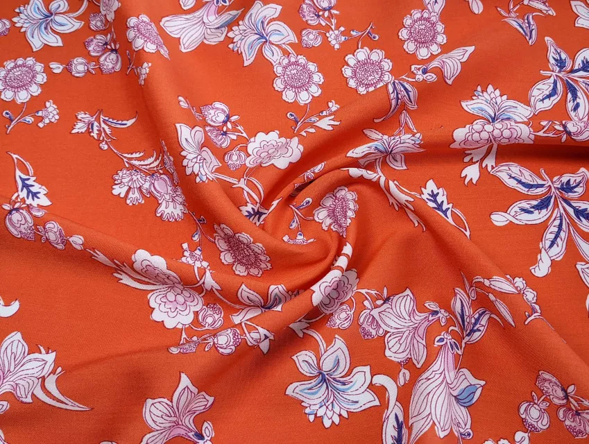 Штапель квітковий мікс, морквяний (відріз 1,35 м) - фото 1 - інтернет-магазин tkani-atlas.com.ua