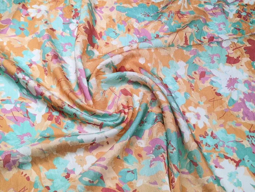 Шовк віскоза квіткова акварель, бежево-ментоловий - фото 1 - інтернет-магазин tkani-atlas.com.ua