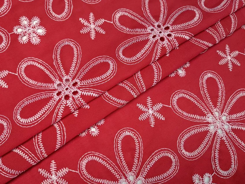 Котон вишивка великі квіти, червоний - фото 1 - інтернет-магазин tkani-atlas.com.ua