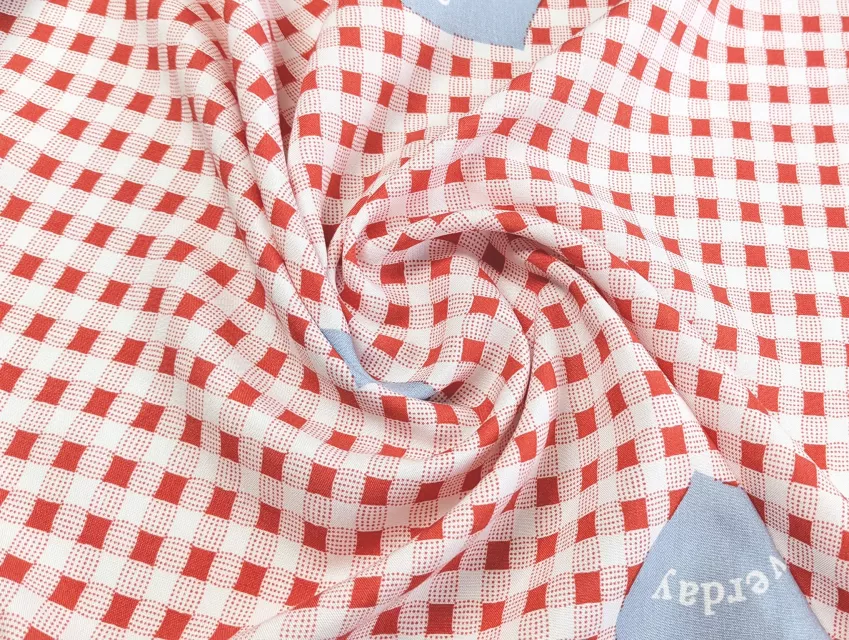 Штапель сердечка на клітинці, блакитний на червоному - фото 1 - інтернет-магазин tkani-atlas.com.ua