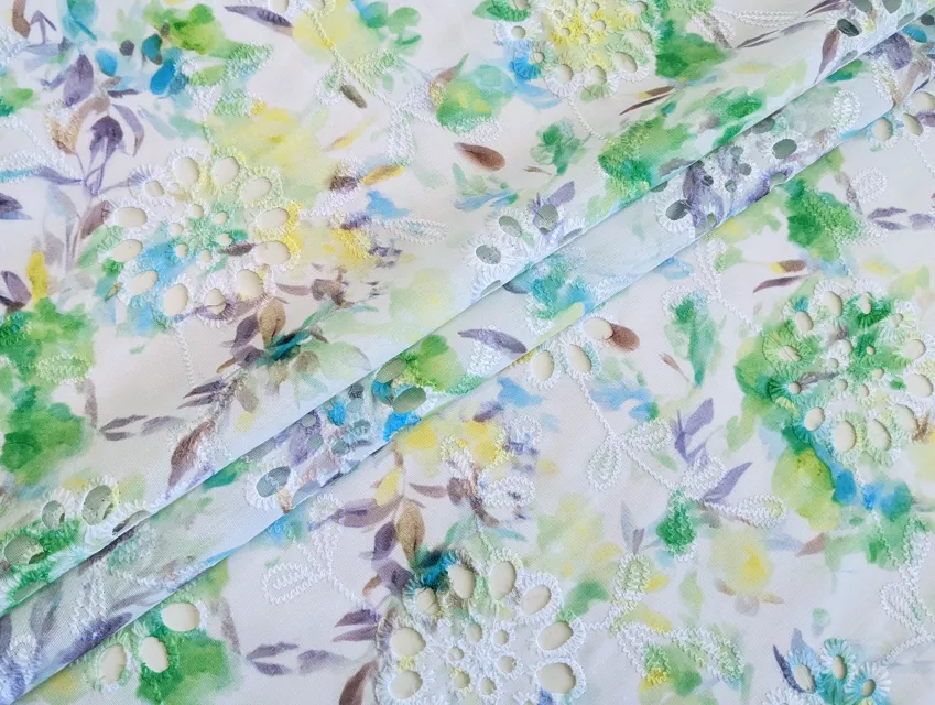 Котон вишивка акварельні бризги, салатовий - фото 1 - інтернет-магазин tkani-atlas.com.ua