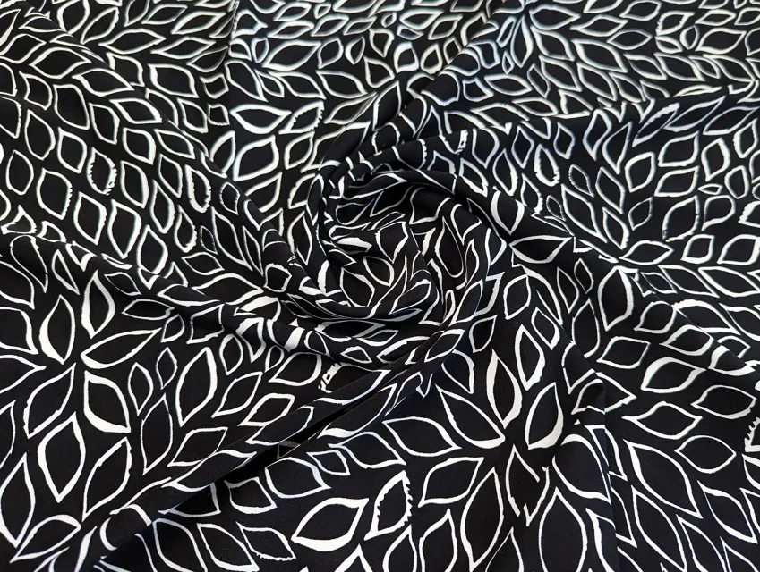 Костюмка шовковиста листяний дует, чорний - фото 1 - інтернет-магазин tkani-atlas.com.ua