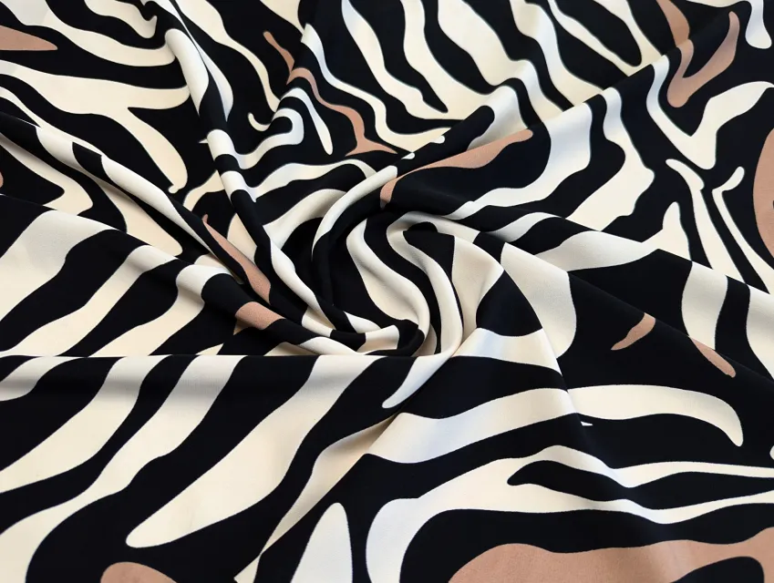 Костюмка шовковиста зебра, чорний з бежевим - фото 1 - інтернет-магазин tkani-atlas.com.ua