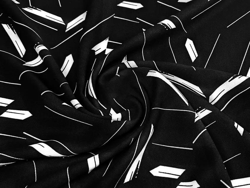 Американский креп рисунок штрихи, черный (отрез 2,6 м) - фото 1 - интернет-магазин tkani-atlas.com.ua