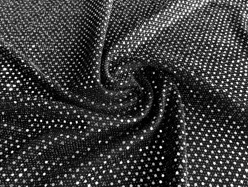Трикотаж паєтка, срібло на чорному - фото 1 - інтернет-магазин tkani-atlas.com.ua