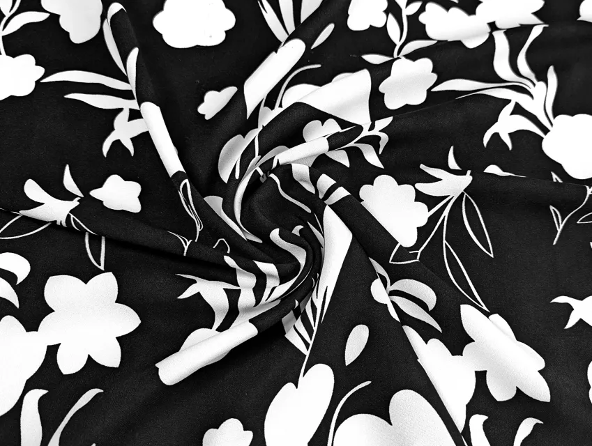 Американський креп малюнок квіткові силуети, чорний з молочним - фото 1 - інтернет-магазин tkani-atlas.com.ua