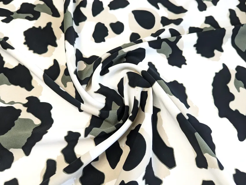 Костюмка шовковиста леопард, кремовий - фото 1 - інтернет-магазин tkani-atlas.com.ua