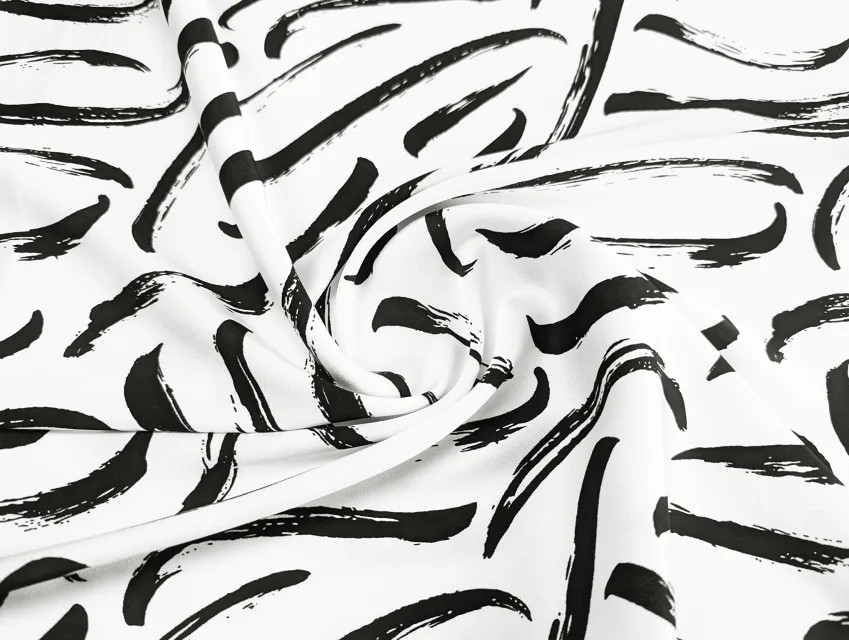 Костюмна Бель мазки пензля, чорний на молочному - фото 1 - інтернет-магазин tkani-atlas.com.ua