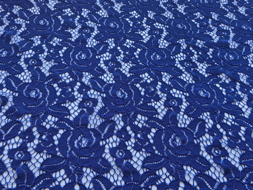 Гипюр стрейчевый мальва, электрик (отрез 2 м) - фото 1 - интернет-магазин tkani-atlas.com.ua