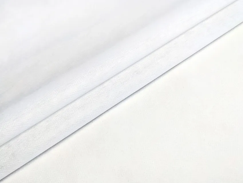 Флізелін, білий (відріз 2 м) - фото 1 - інтернет-магазин tkani-atlas.com.ua