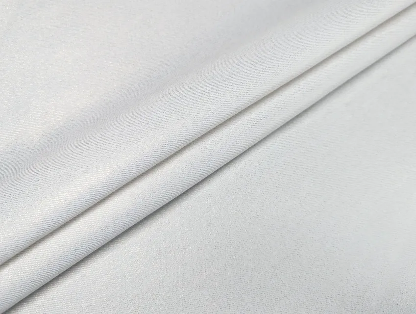 Джинс фойл, серебро на молочном - фото 1 - интернет-магазин tkani-atlas.com.ua