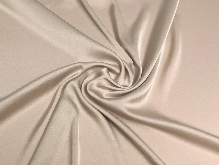 Шовк сатин, теплий бежевий - фото 1 - інтернет-магазин tkani-atlas.com.ua