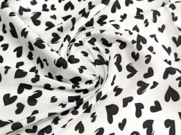 Шовк Армані розсип сердець, чорний на молочному - інтернет-магазин tkani-atlas.com.ua