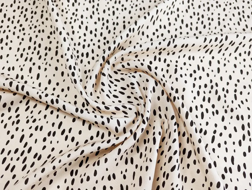 Штапель шовковистий розсип горошків, чорний на бежевому - фото 1 - інтернет-магазин tkani-atlas.com.ua