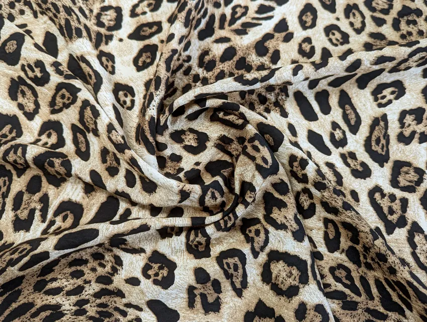 Віскоза шовк Бохо леопард, бежевий з чорним - фото 1 - інтернет-магазин tkani-atlas.com.ua